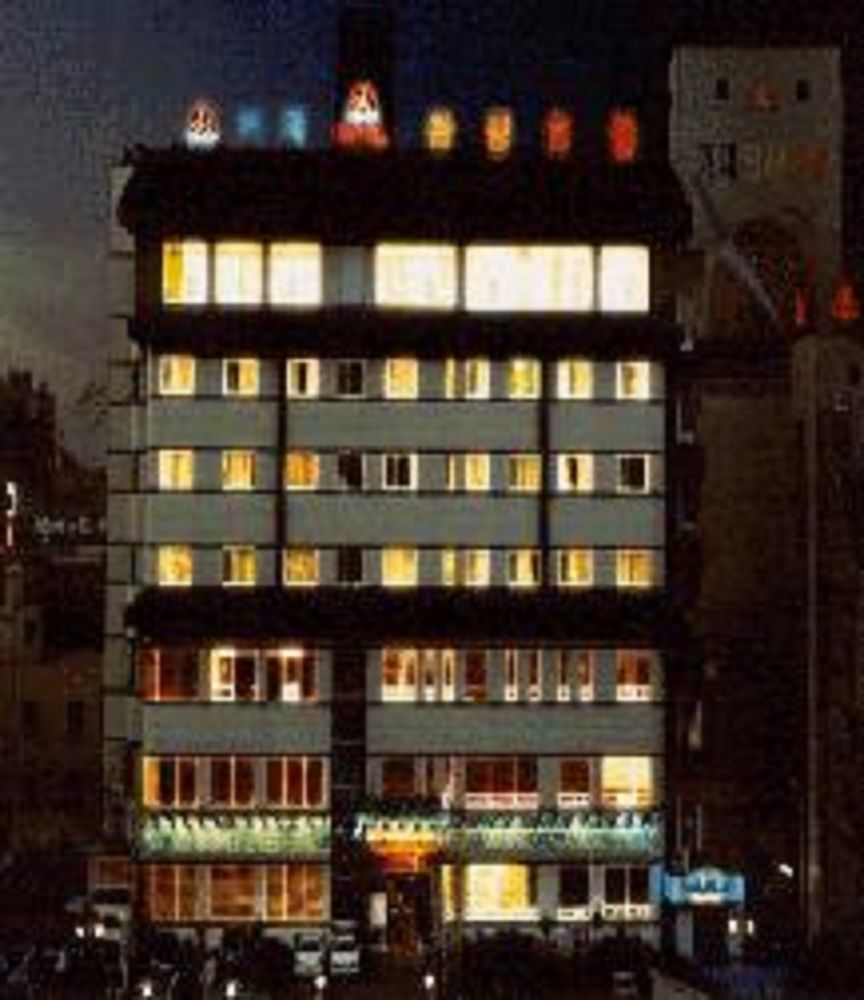 Geoje Tourist Hotel Экстерьер фото